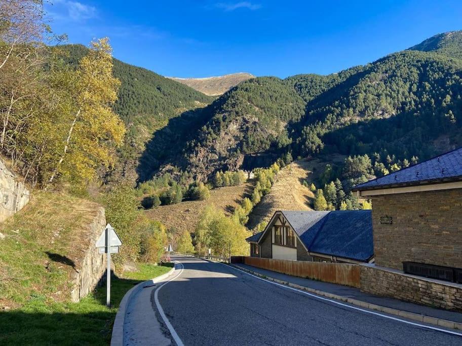 Iconic - A Pie De Pistas En 1 Minuto - Terraza Con Vistas Al Valle Arinsal - Parking Gratis L By Bonesvacances Exteriör bild