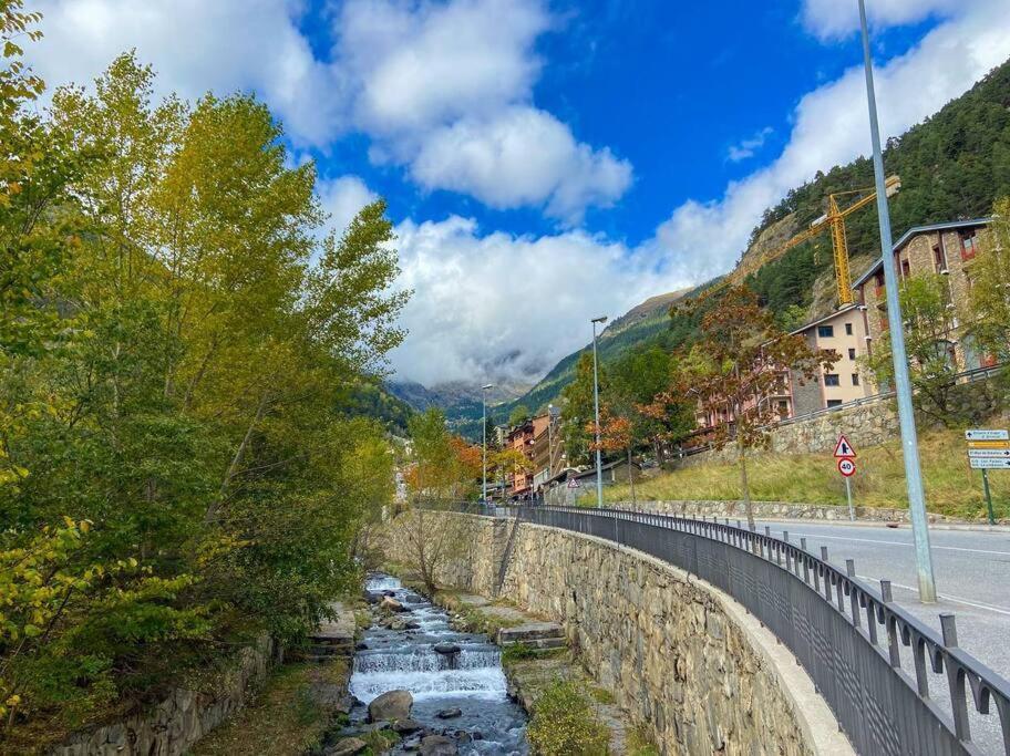 Iconic - A Pie De Pistas En 1 Minuto - Terraza Con Vistas Al Valle Arinsal - Parking Gratis L By Bonesvacances Exteriör bild