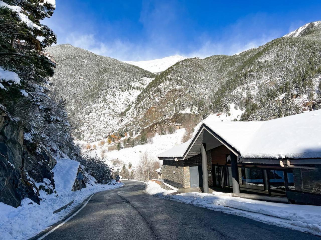 Iconic - A Pie De Pistas En 1 Minuto - Terraza Con Vistas Al Valle Arinsal - Parking Gratis L By Bonesvacances Exteriör bild