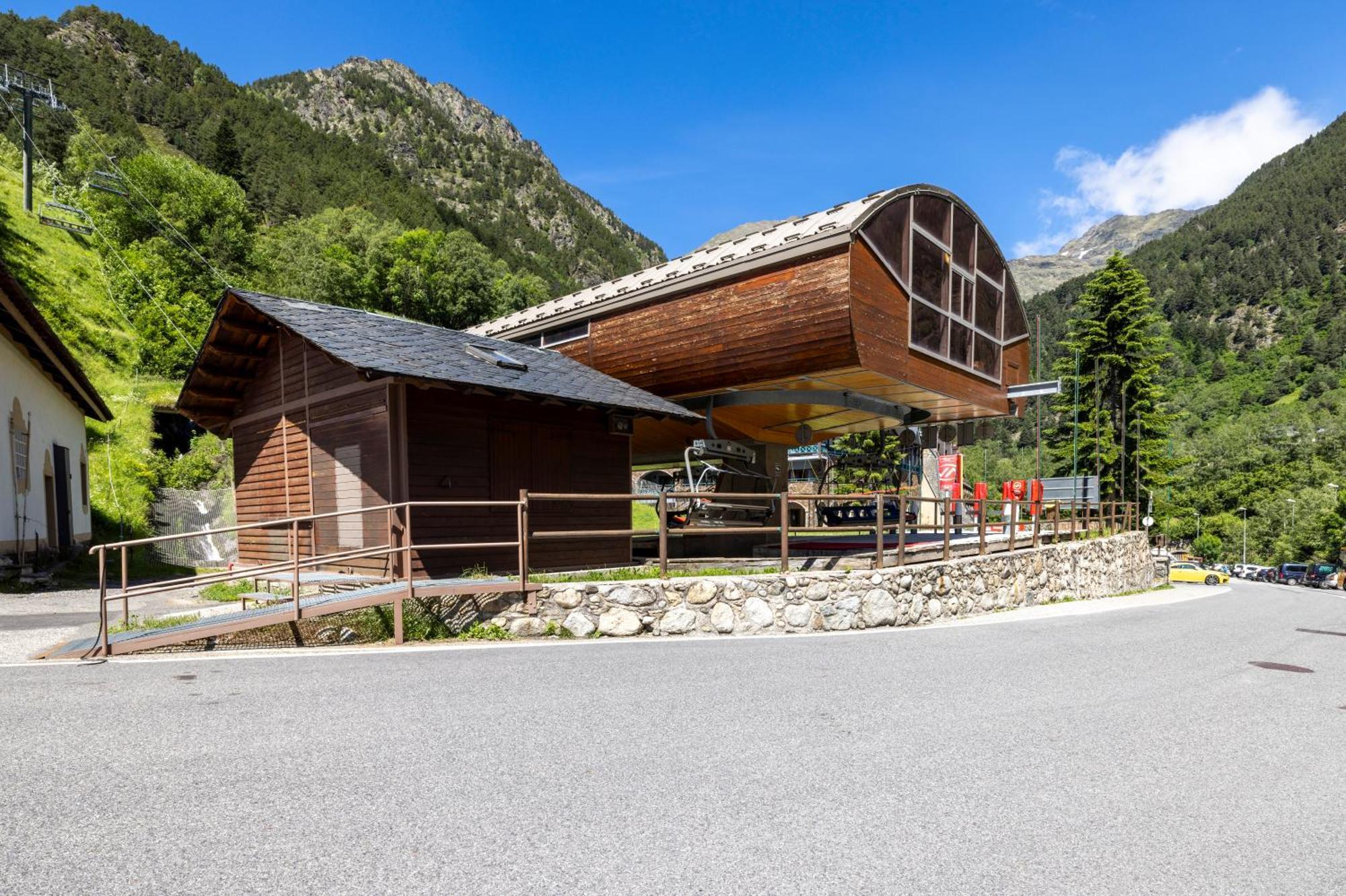 Iconic - A Pie De Pistas En 1 Minuto - Terraza Con Vistas Al Valle Arinsal - Parking Gratis L By Bonesvacances Exteriör bild