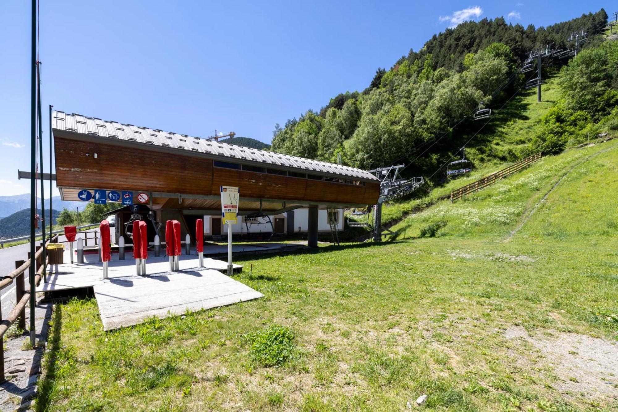 Iconic - A Pie De Pistas En 1 Minuto - Terraza Con Vistas Al Valle Arinsal - Parking Gratis L By Bonesvacances Exteriör bild
